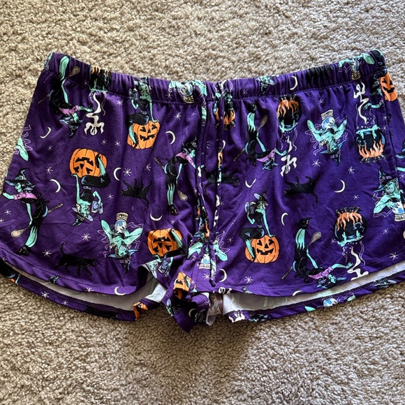 Pants - 💜 3 for $10 Purple Halloween Print Women's Shorts
